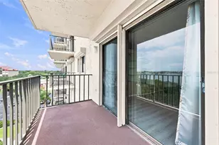 7050 Sunset Dr S, South Pasadena, FL 33707 - Photo 19
