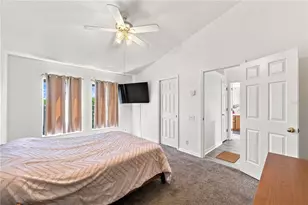 13158 Thoroughbred Loop, Largo, FL 33773 - Photo 21