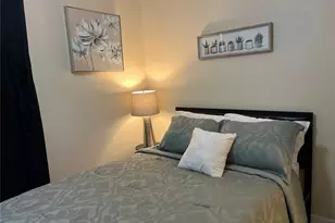 2717 W State St, Tampa, FL 33609 - Photo 9