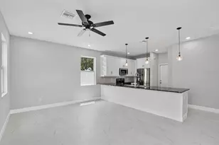 11521 Higdon Dr, Thonotosassa, FL 33592 - Photo 3