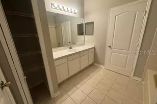 3404 High Hampton Cir, Tampa, FL 33610 - Photo 11