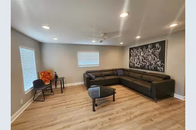 4307 W Main Street, Tampa, FL 33607 - Photo 9