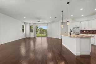 10530 Medford Lake Dr, Riverview, FL 33578 - Photo 5