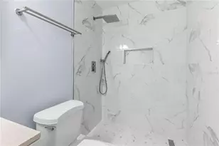 5660 80th St N, Saint Petersburg, FL 33709 - Photo 27