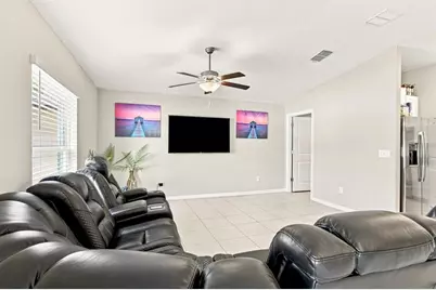 10358 Shady Preserve Drive, Riverview, FL 33578 - Photo 11