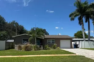 1836 Bayou Grande Blvd NE, Saint Petersburg, FL 33703 - Photo 1