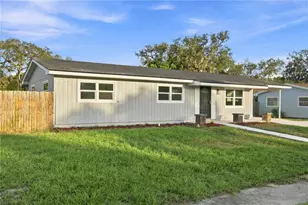 1376 Old Mill Ln, Spring Hill, FL 34606 - Photo 3
