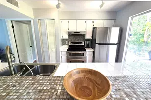 111 Oak Lee Dr, Lutz, FL 33548 - Photo 13