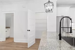 3923 W Gray St, Tampa, FL 33609 - Photo 7