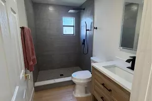 4649 18th Ave N, Saint Petersburg, FL 33713 - Photo 17