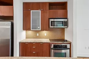 102 N 12th St, Tampa, FL 33602 - Photo 17