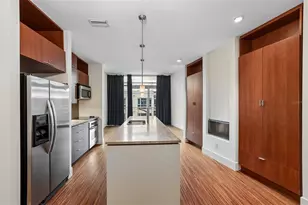 102 N 12th St, Tampa, FL 33602 - Photo 15