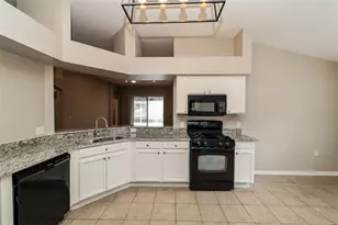 12755 Standbridge Dr, Riverview, FL 33579 - Photo 11
