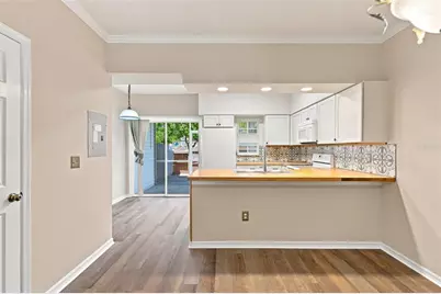 2725 Penzance Street, Palm Harbor, FL 34684 - Photo 9