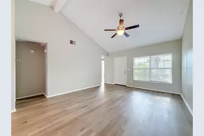 7606 Woodland Oaks Court, Tampa, FL 33615 - Photo 5