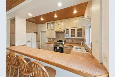 211 E 131st Avenue, Tampa, FL 33612 - Photo 15