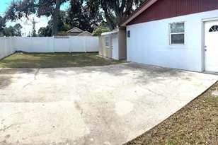 902 Samy Dr, Tampa, FL 33613 - Photo 25