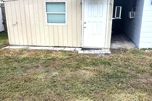 902 Samy Dr, Tampa, FL 33613 - Photo 29