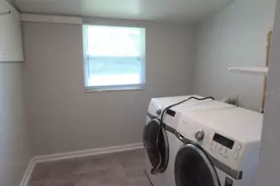 6731 Mopsy Ln, Jacksonville, FL 32210 - Photo 9