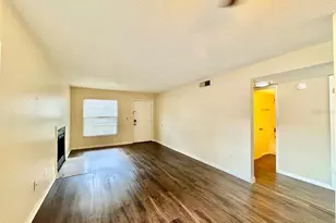 3948 Tumble Wood Trl, Tampa, FL 33613 - Photo 7