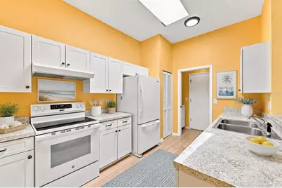 2472 Nantucket Harbor Loop, Sun City Center, FL 33573 - Photo 17