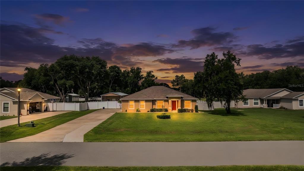 6419 English Creek Dr - 6419 English Creek Dr, Lakeland, FL 33811 Luxury Property | Jose Angel Pina