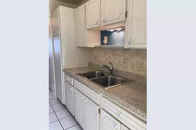 5750 80th Street N #C202, Saint Petersburg, FL 33709 - Photo 17