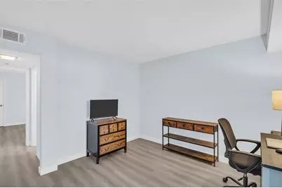 7930 Sun Island Drive S #104, South Pasadena, FL 33707 - Photo 9