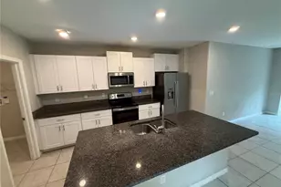 1752 Colding Dr, Ruskin, FL 33570 - Photo 3