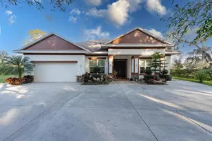 9606 Ripley Rd, Thonotosassa, FL 33592 - Photo 3