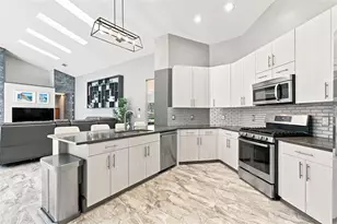 16018 Wilmington Pl, Tampa, FL 33647 - Photo 11