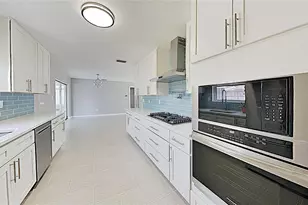4511 S Gaines Rd, Tampa, FL 33611 - Photo 7