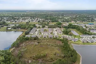 11530 Cambium Crown Dr, Riverview, FL 33569 - Photo 7