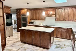 154 Lookout Point Dr, Osprey, FL 34229 - Photo 15
