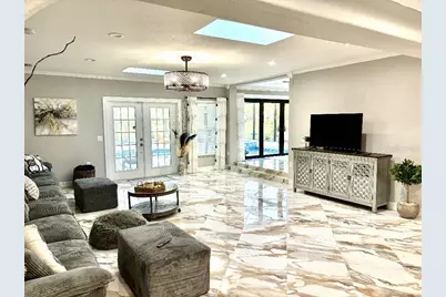 154 Lookout Point Drive, Osprey, FL 34229 - Photo 7