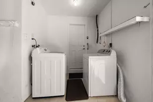 1972 Sever Dr, Clearwater, FL 33764 - Photo 31