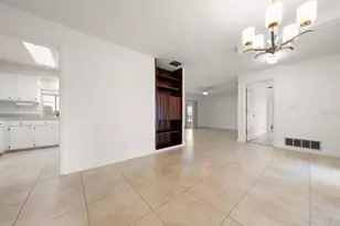 1972 Sever Dr, Clearwater, FL 33764 - Photo 9
