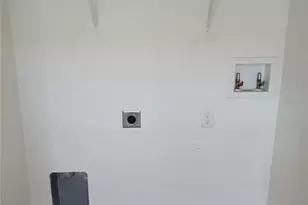 3814 N Garrison St, Tampa, FL 33619 - Photo 19