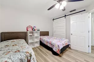 8320 43rd Way N, Pinellas Park, FL 33781 - Photo 11