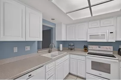 3167 Landmark Drive #821, Clearwater, FL 33761 - Photo 3