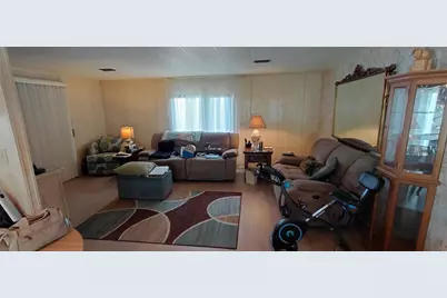 7777 46th Avenue N #13, Saint Petersburg, FL 33709 - Photo 5