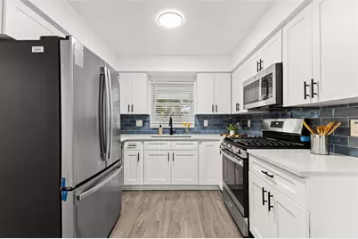 977 27th Avenue S, Saint Petersburg, FL 33705 - Photo 11