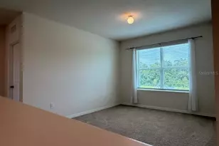 7060 Silverado Ranch Blvd, Zephyrhills, FL 33541 - Photo 15