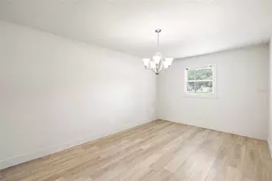 8212 Sunnyvale Pl, Tampa, FL 33615 - Photo 11