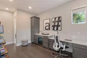 5215 W Neptune Way, Tampa, FL 33609 - Photo 67