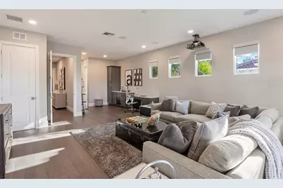 5215 W Neptune Way, Tampa, FL 33609 - Photo 63