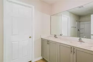 9867 Pelican Coast Drive, Dade City, FL 33525 - Photo 9