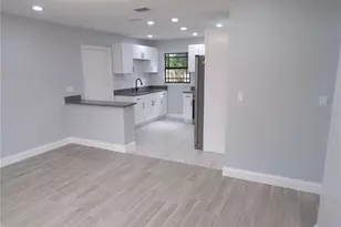 13674 120th Ln, Seminole, FL 33778 - Photo 9