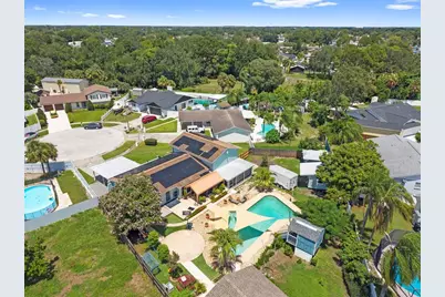7103 Creekside Court, Tampa, FL 33615 - Photo 5