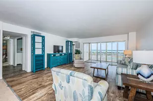 10355 Paradise Blvd, Treasure Island, FL 33706 - Photo 11